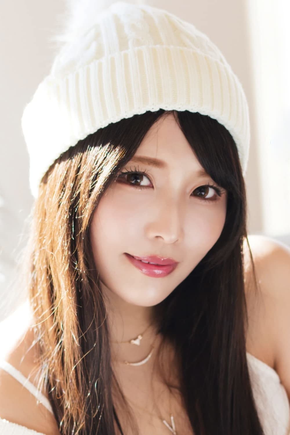 بازیگر 新村あかり  