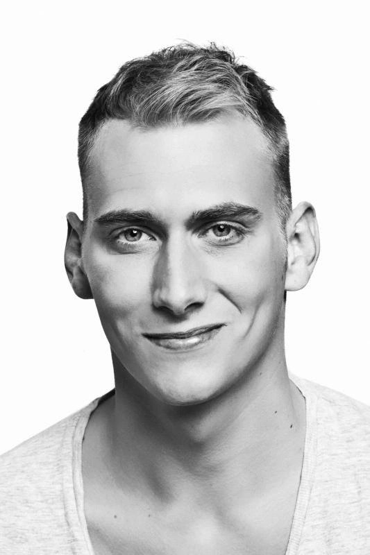 بازیگر Daniel Larner  