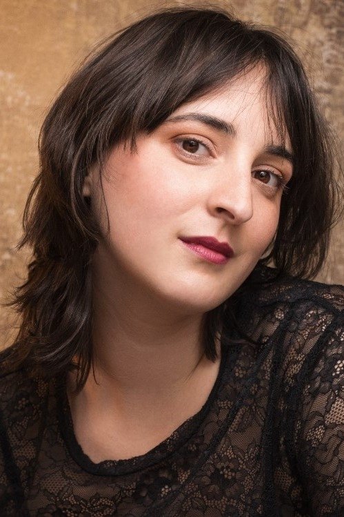 بازیگر Lily Sinko  