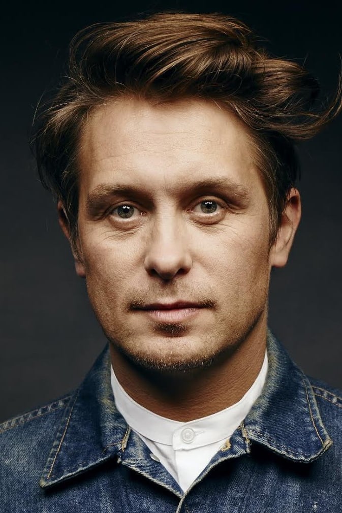 بازیگر Mark Owen  