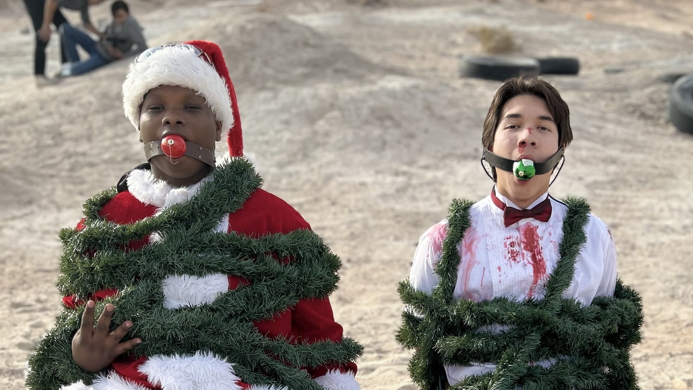 Dont Shoot me Santa.|Dont Shoot me Santa.