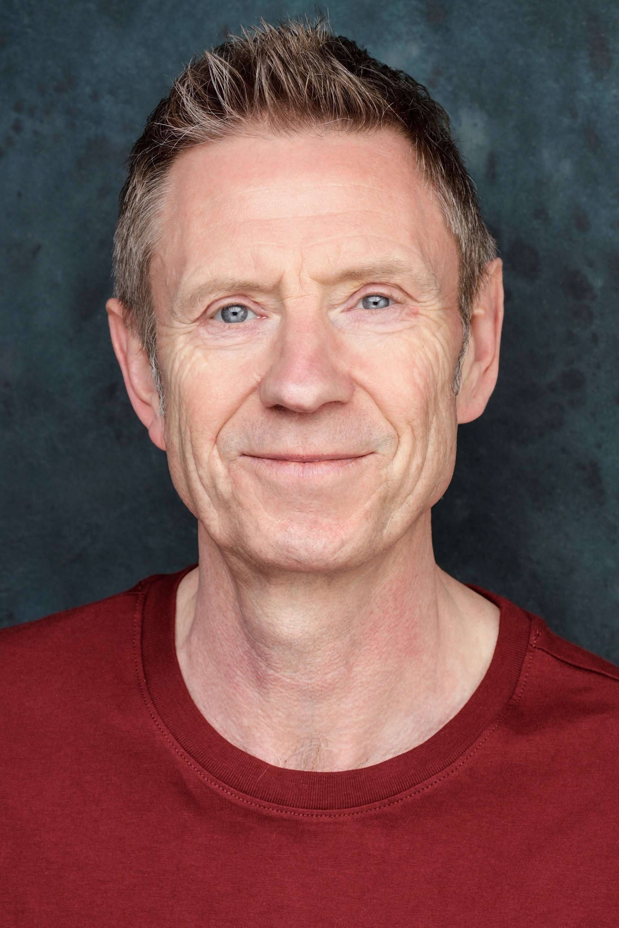 بازیگر Christopher Lloyd James  