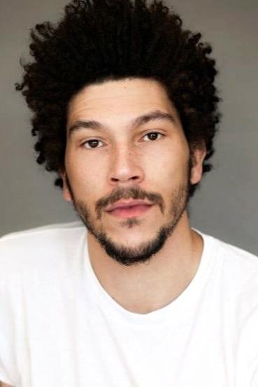 بازیگر Joel Fry  