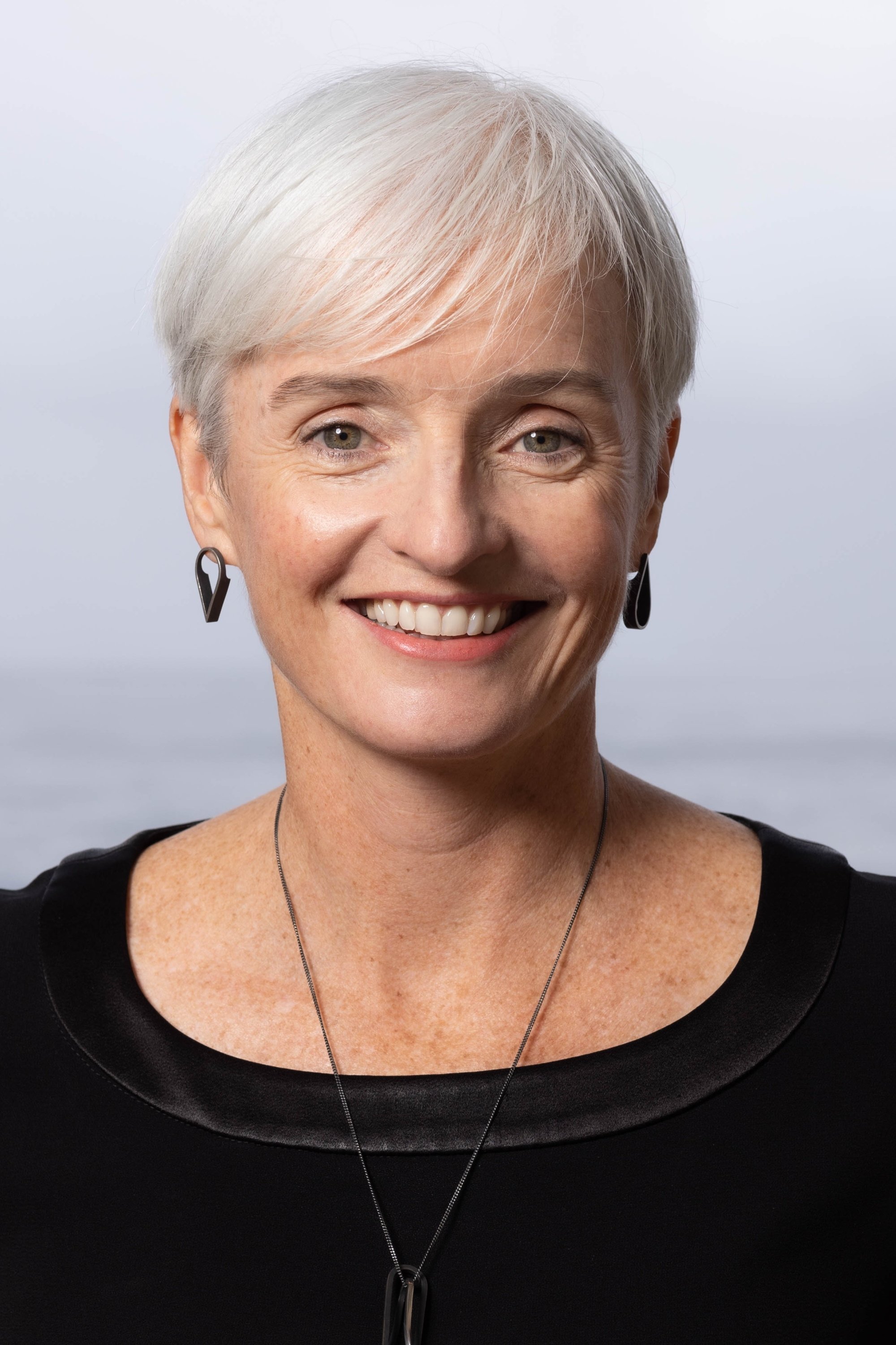 بازیگر Emma Johnston  