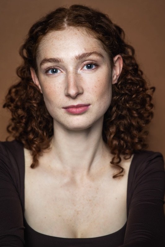 بازیگر Ella Reece  