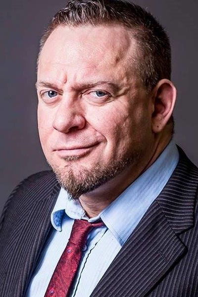 بازیگر Aidan Pringle  