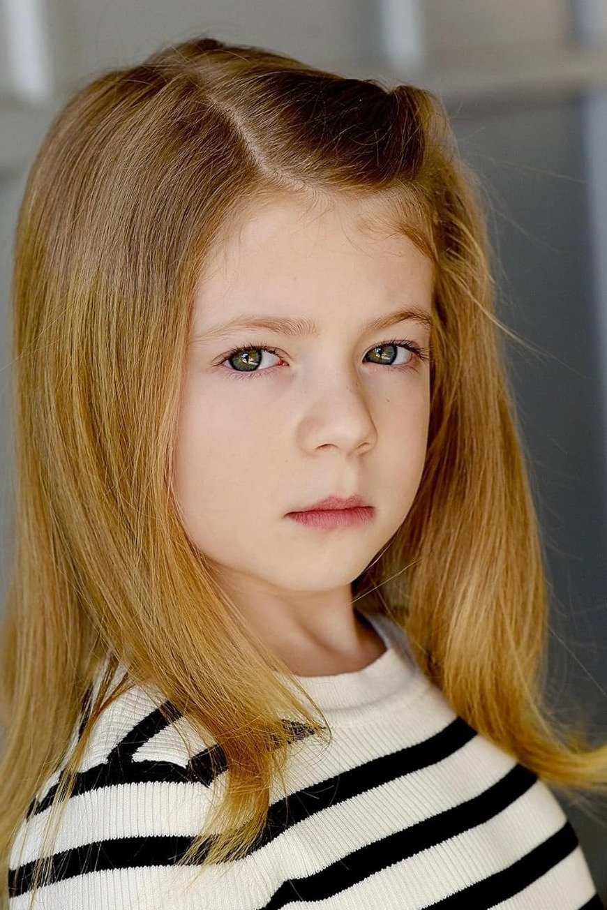بازیگر Charlotte Ann Tucker  