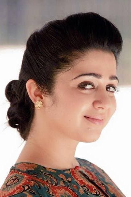 بازیگر Charmy Kaur  