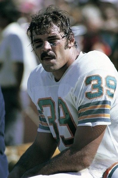 بازیگر Larry Csonka  