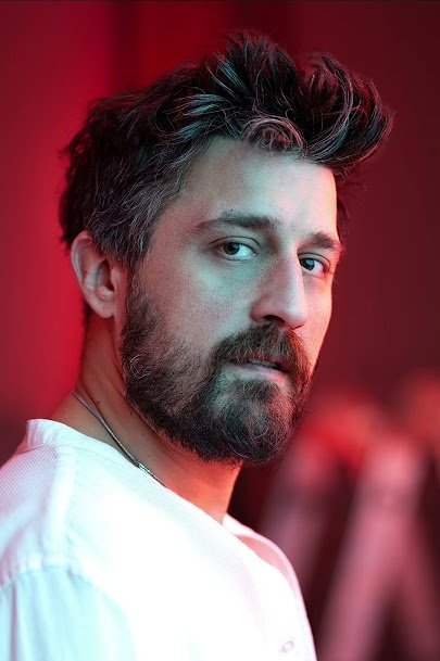 بازیگر Mert Carim  