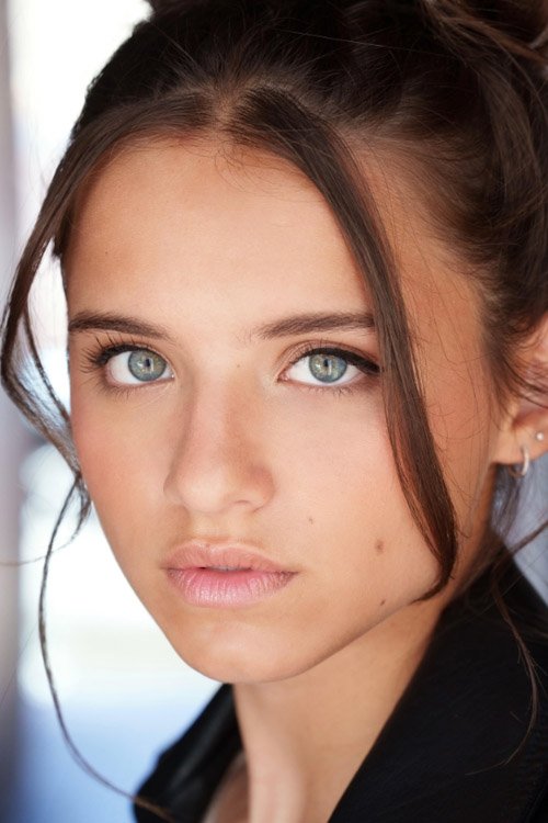 بازیگر Madeleine McGraw  