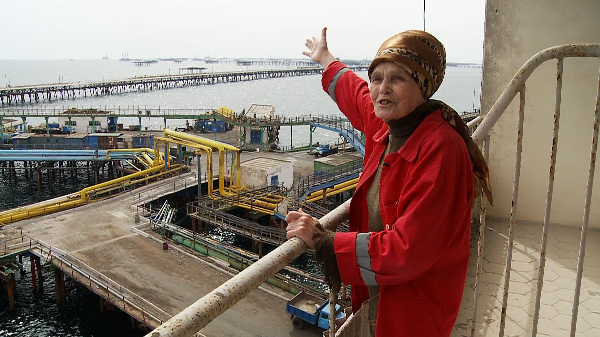 Oil Rocks: City Above the Sea|Oil Rocks: City Above the Sea