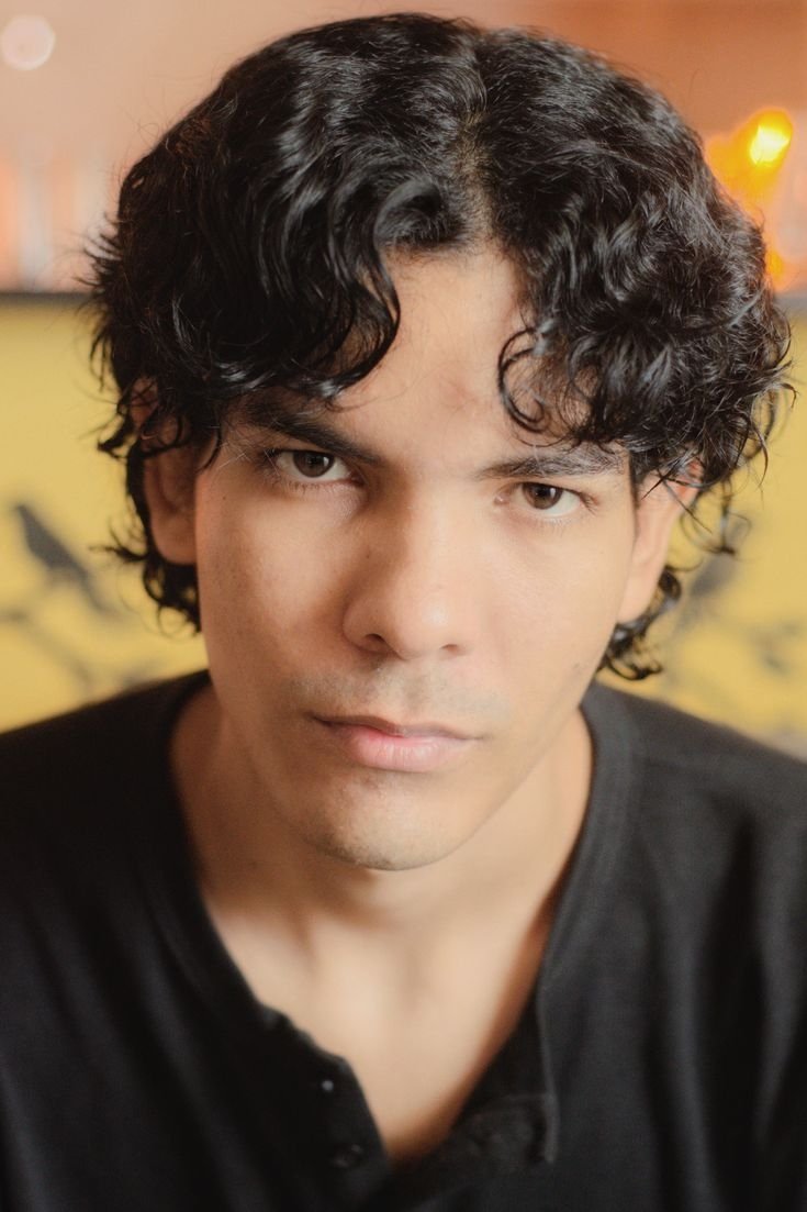 بازیگر Luell Cavalcante  