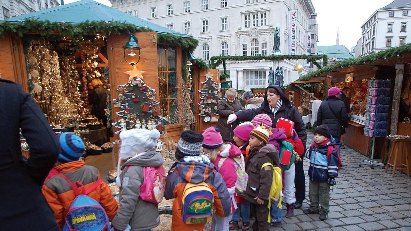 Christmas on the Danube|Christmas on the Danube