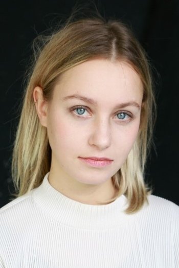 بازیگر Pauline Werner  