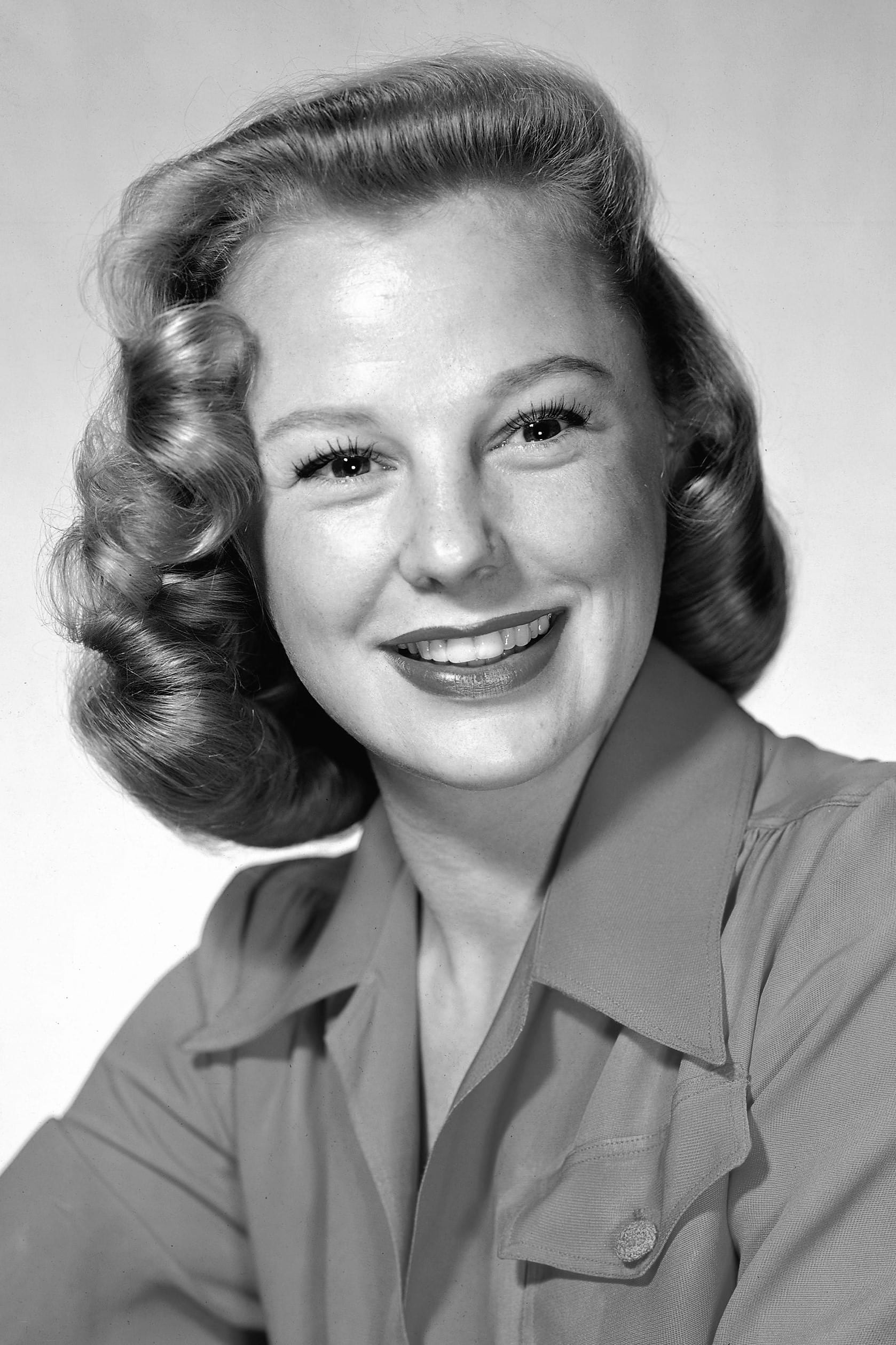 بازیگر June Allyson  