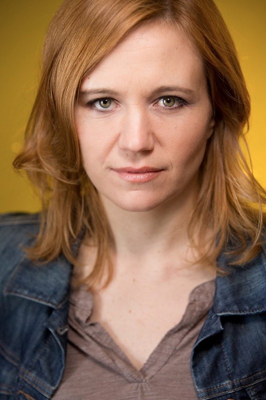 بازیگر Marie-Claude Hénault  