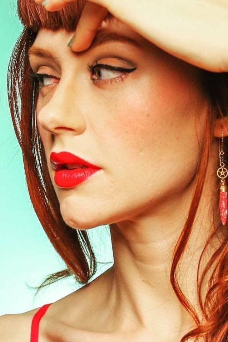بازیگر Sara Ebert  