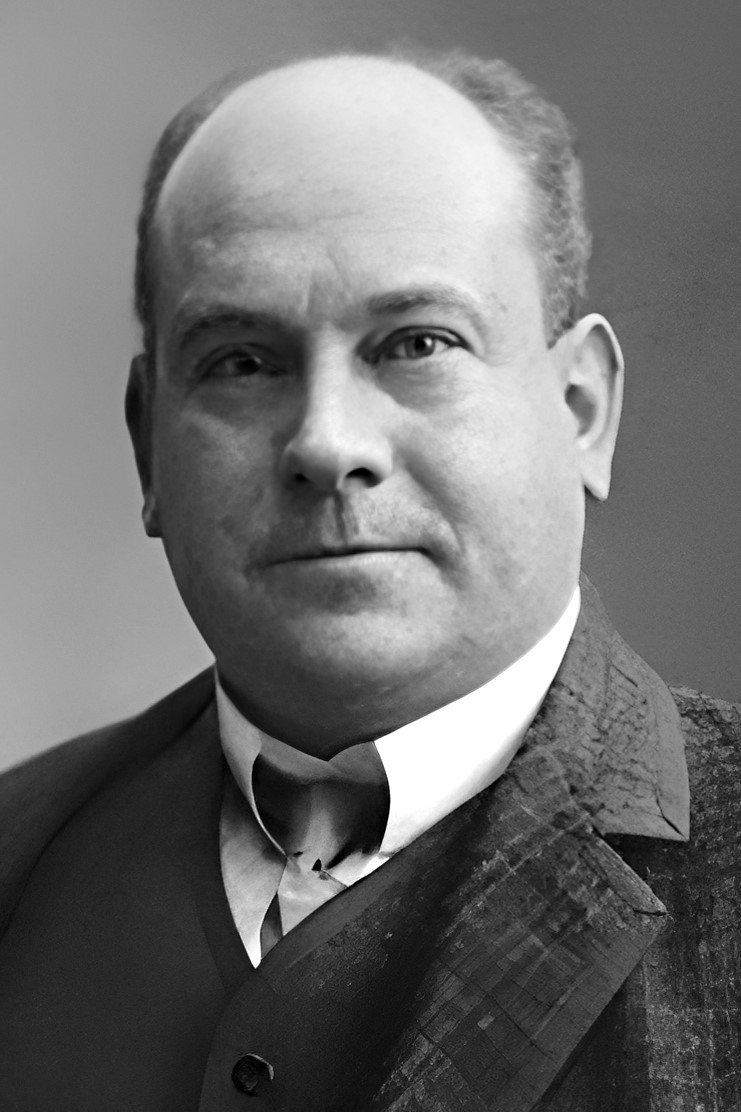 بازیگر Axel Hultman  