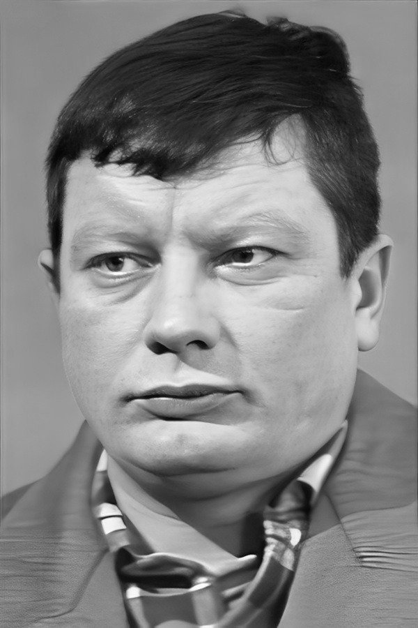 بازیگر Александр Стрельников  