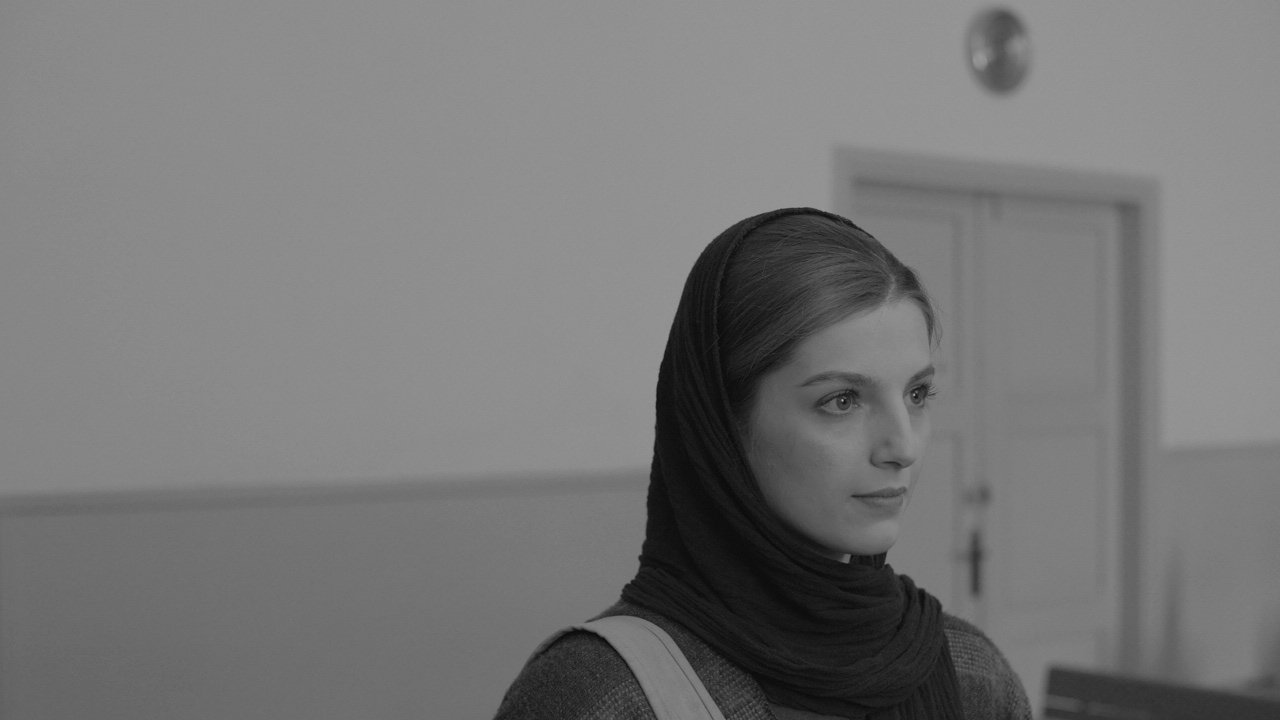 یک ظهر بارانی|یک ظهر بارانی