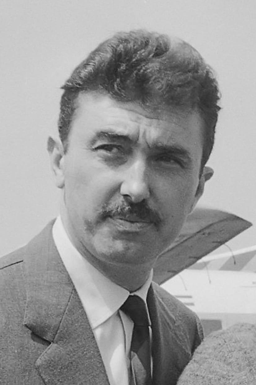 بازیگر Luciano Emmer  