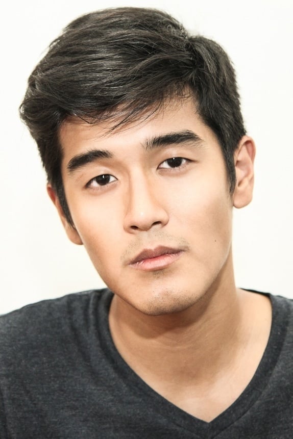 بازیگر Nathan Hartono  