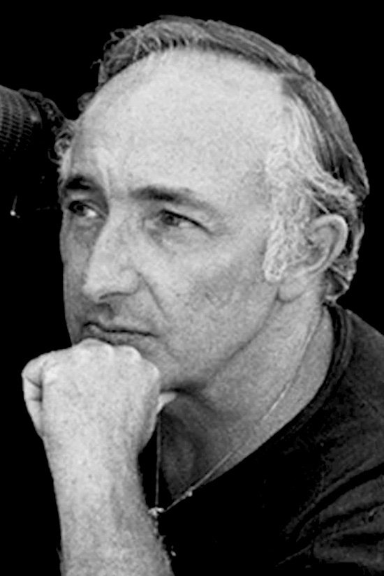 بازیگر Alec Mills  