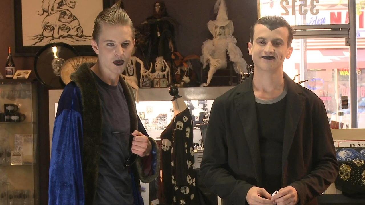My Stepbrother Is a Vampire!?!|My Stepbrother Is a Vampire!?!