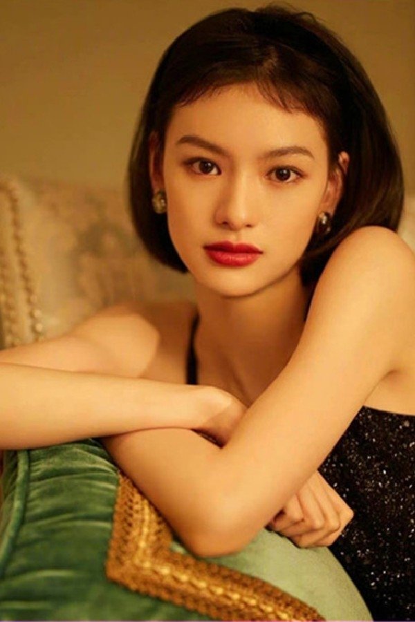 بازیگر Qiu Tian  
