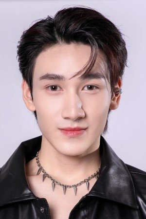 بازیگر Mickey Nathanon Thananonchotikul  