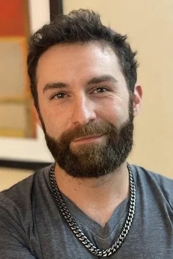 بازیگر Miko Hughes  