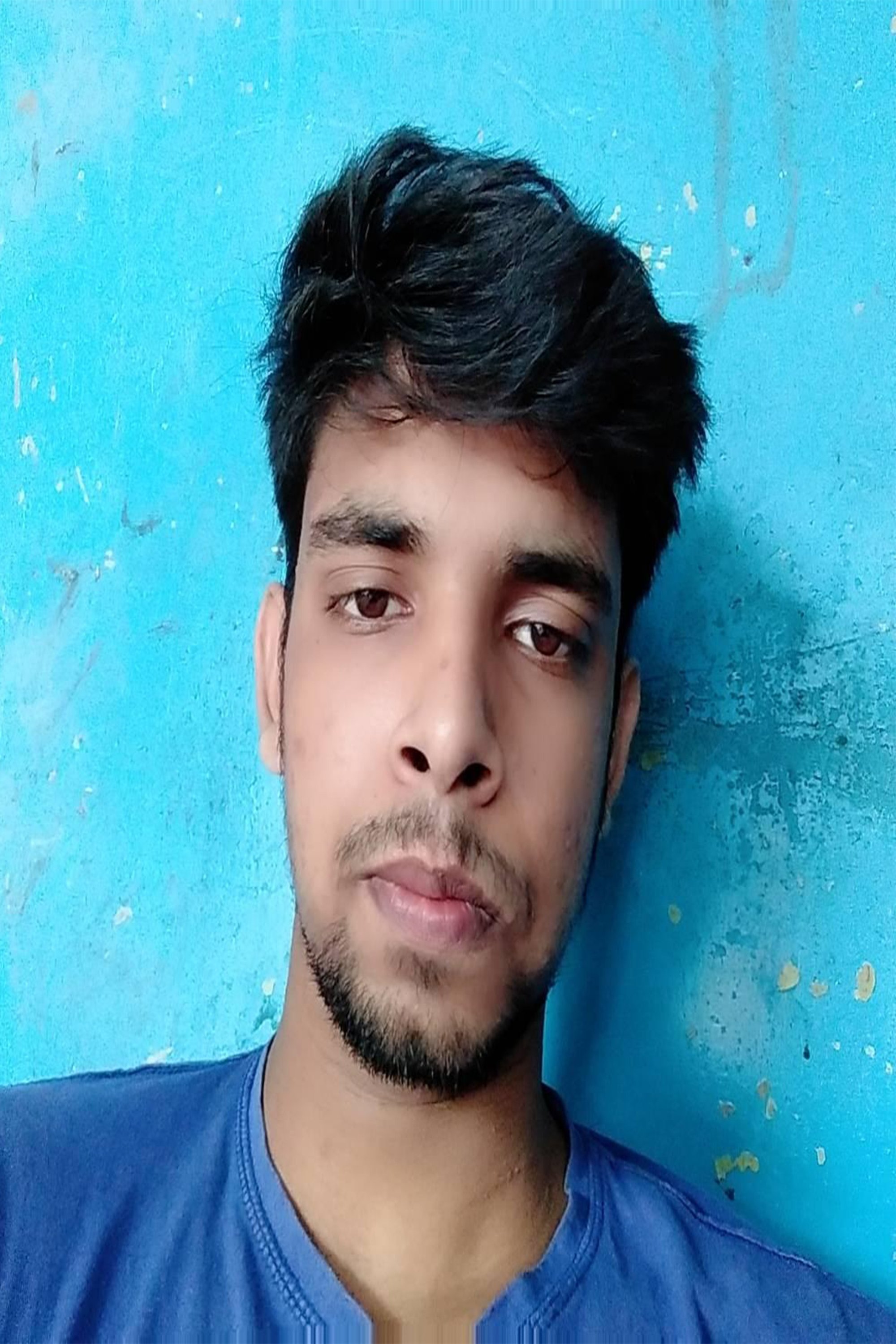 بازیگر Delowar Hossen  