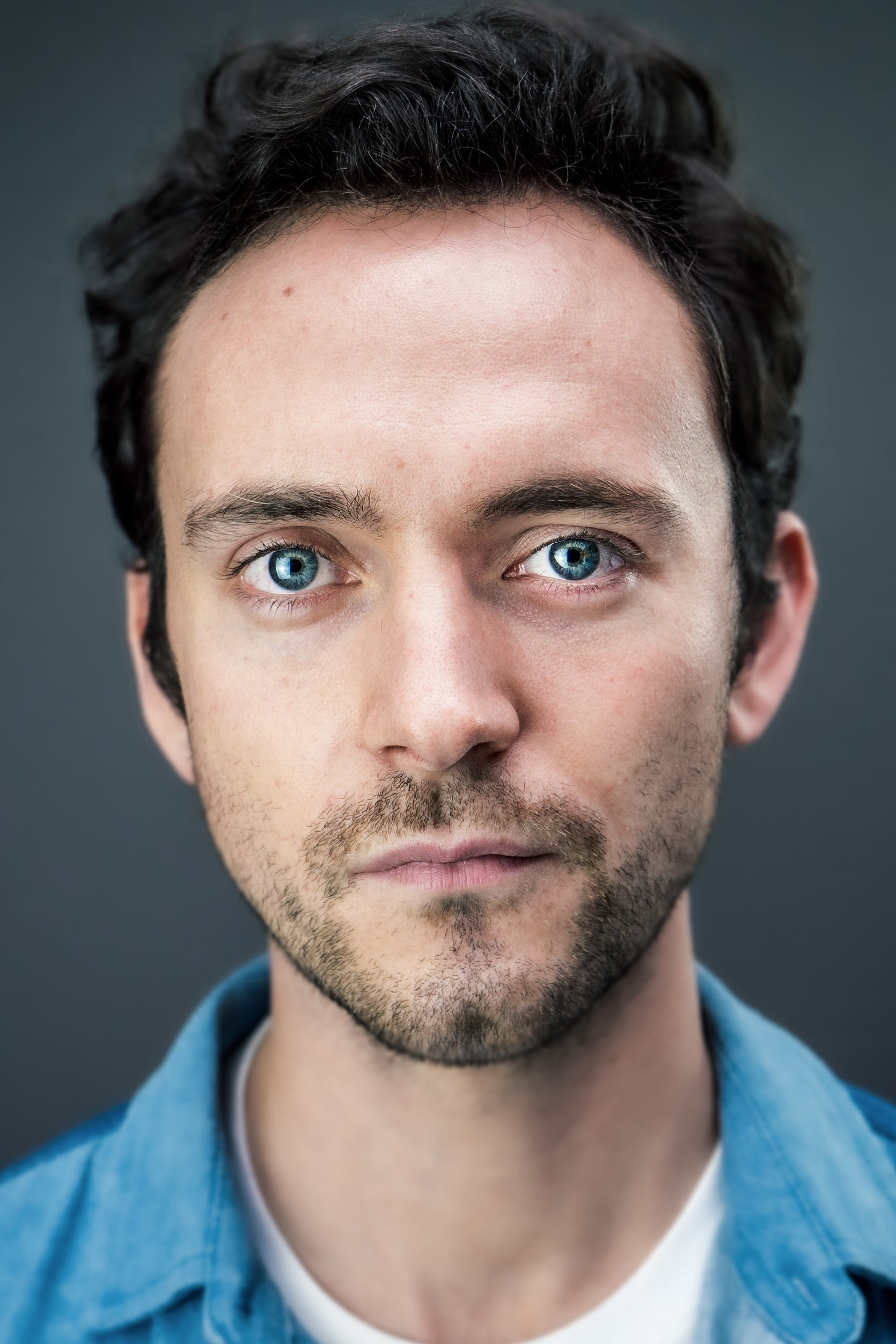 بازیگر George Blagden  