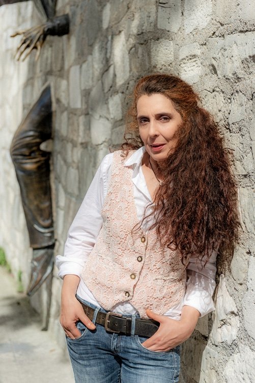 بازیگر Sandrine Malika Charlemagne  