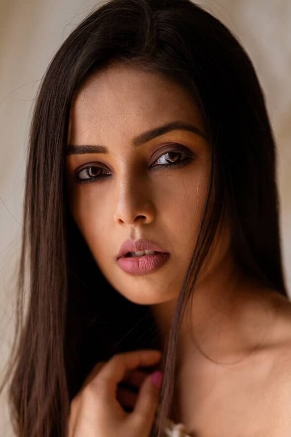 بازیگر Shivani Rangole  