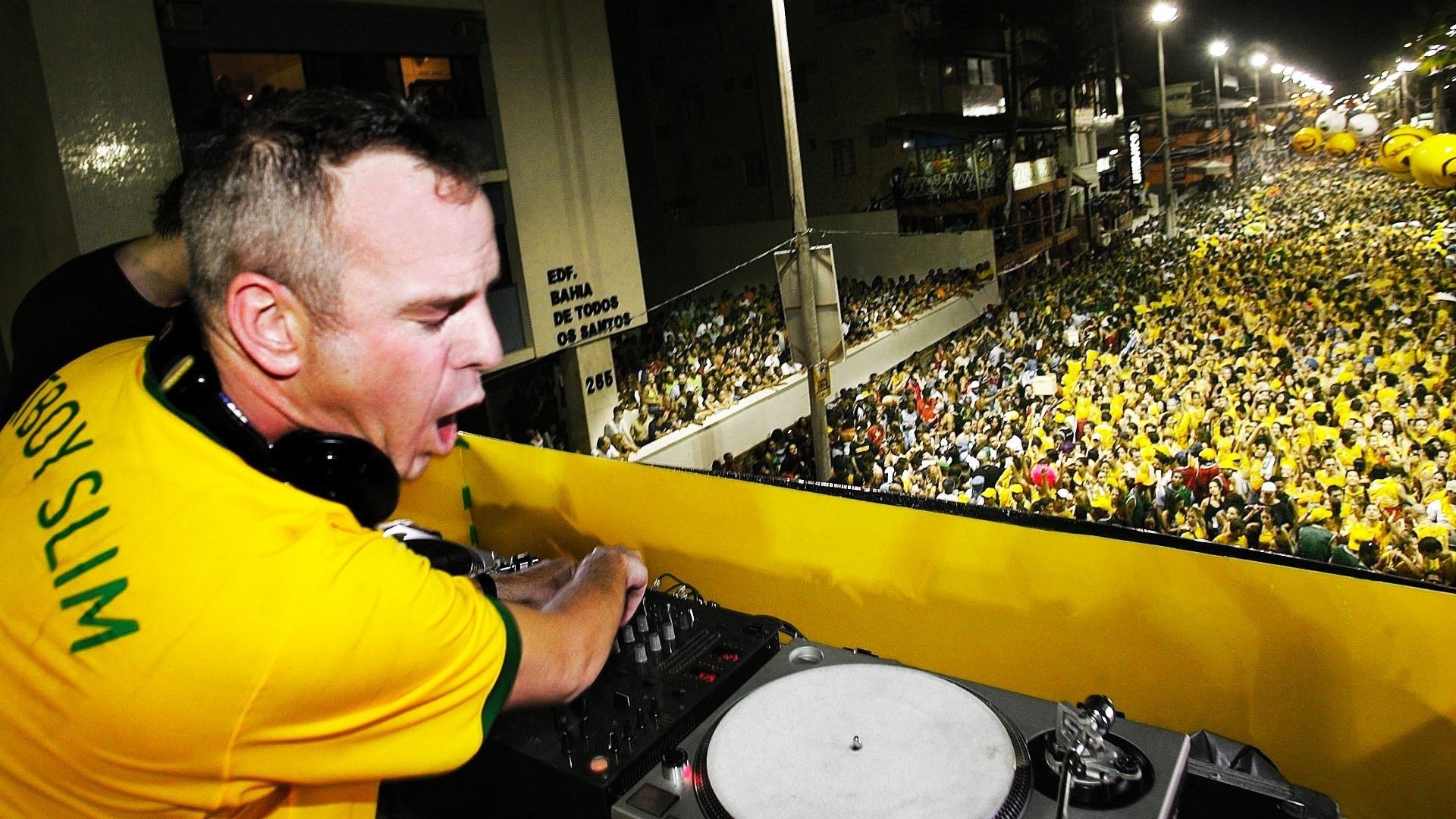 Fatboy Slim: Incredible Adventures In Brazil|Fatboy Slim: Incredible Adventures In Brazil