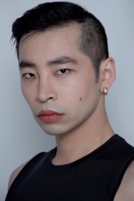 بازیگر Yun Lai  