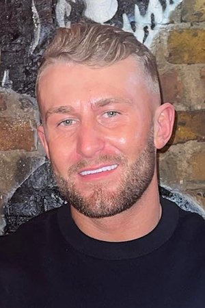 بازیگر Lewis Edmondson  