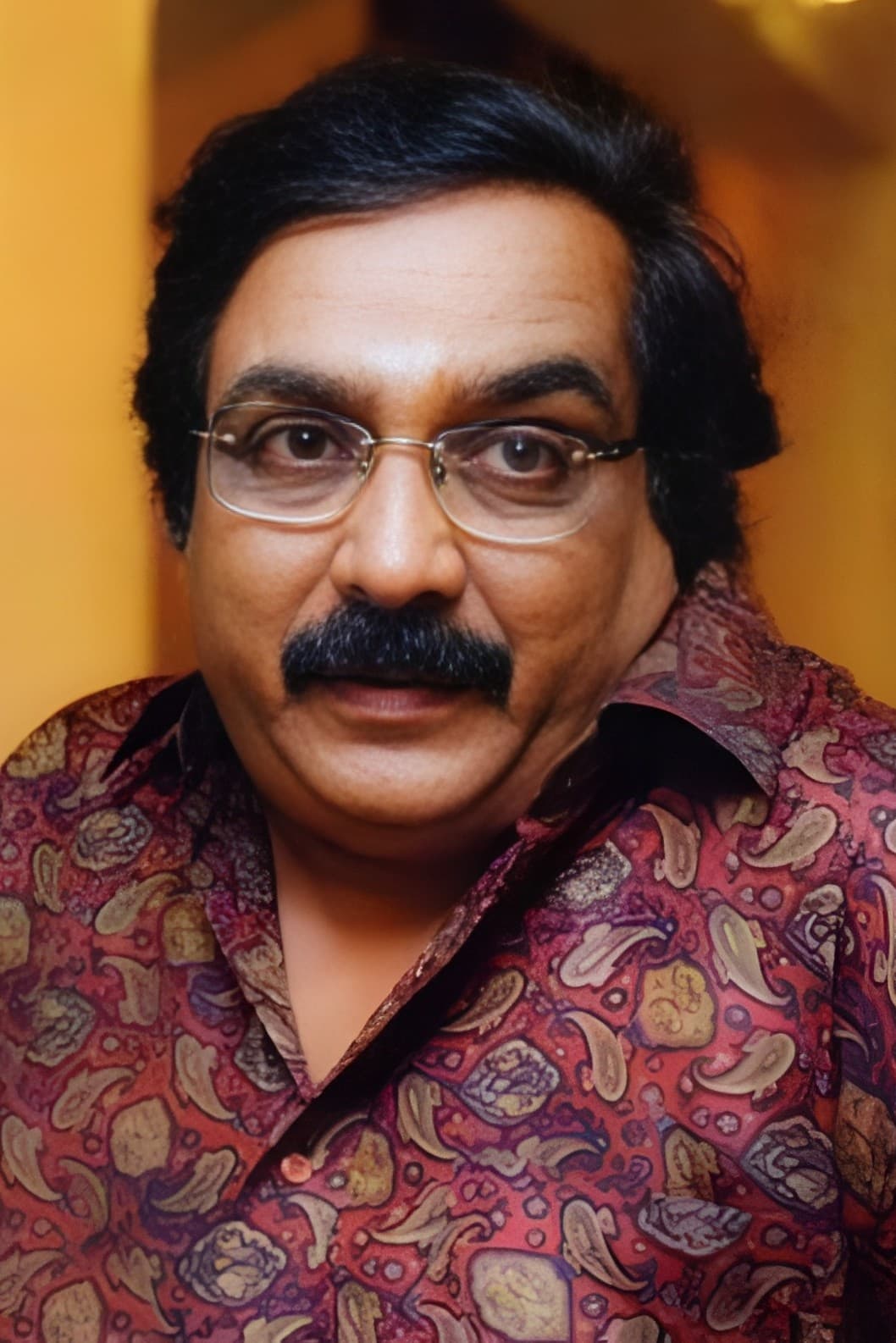 بازیگر Kavithalaya Krishnan  