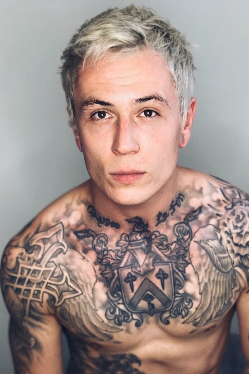 بازیگر James Cassells  