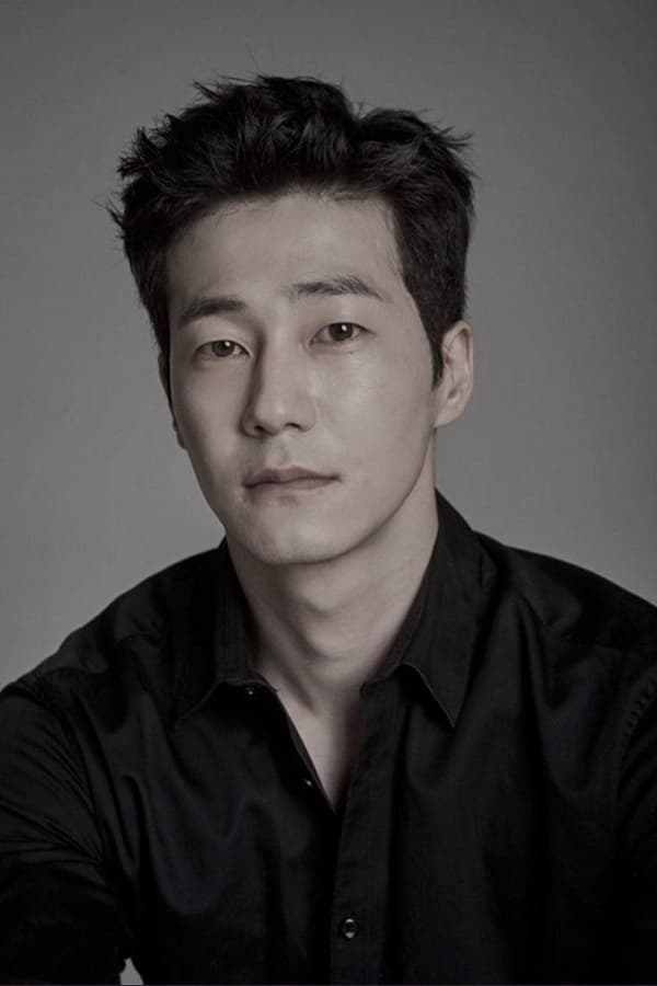 بازیگر Lee Hyun Seok  