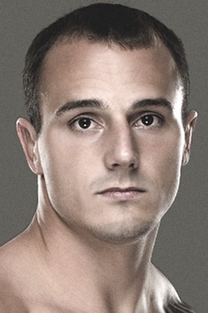 بازیگر Dakota Cochrane  