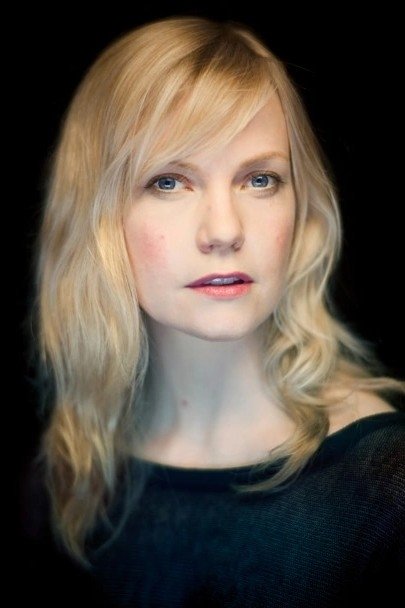 بازیگر Laura Harris  