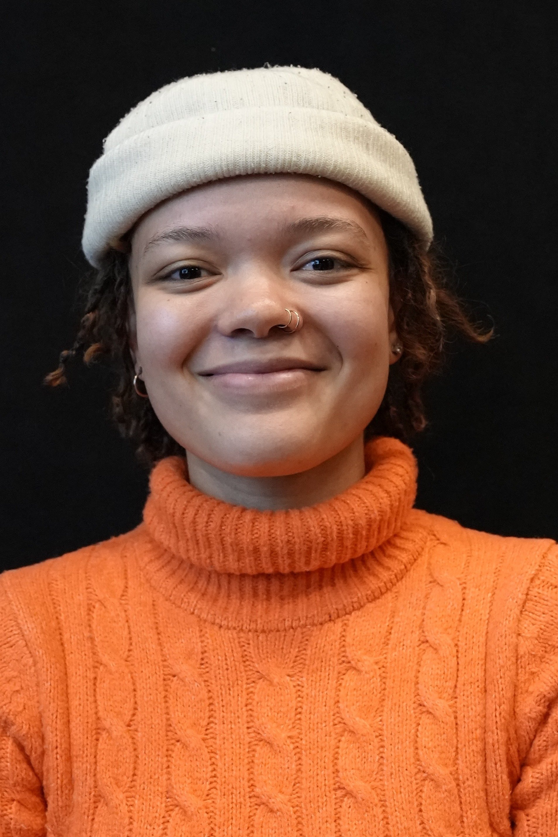 بازیگر Sophia Holt  