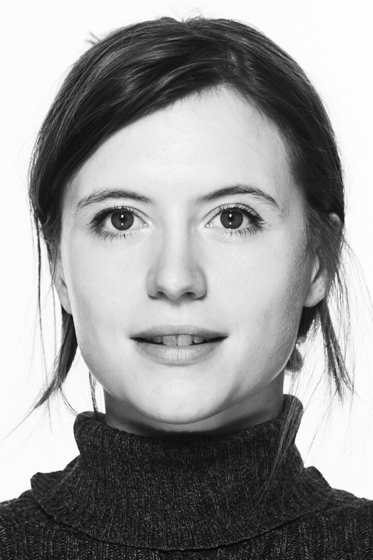 بازیگر Laura Storz  