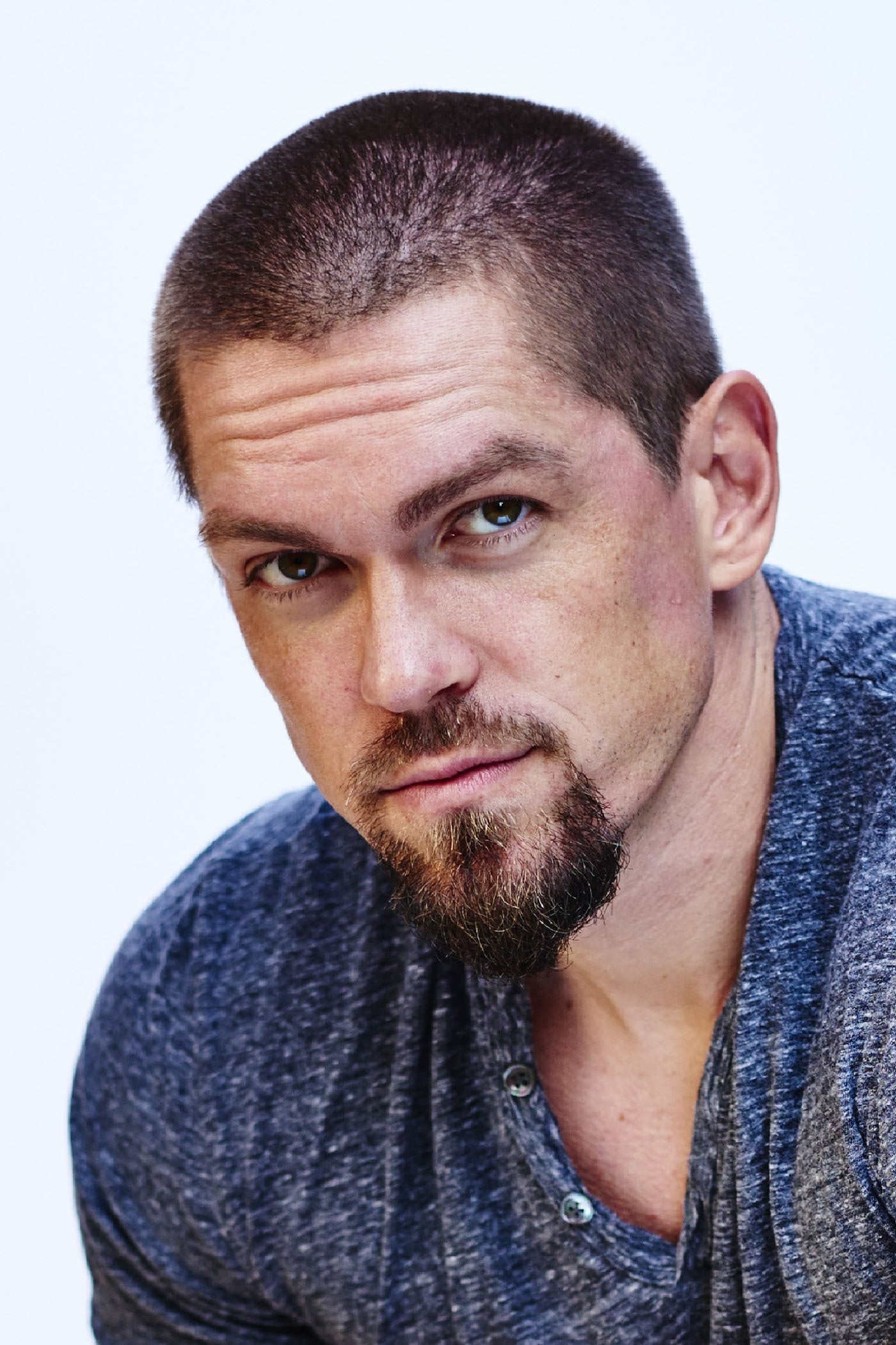 بازیگر Steve Howey  