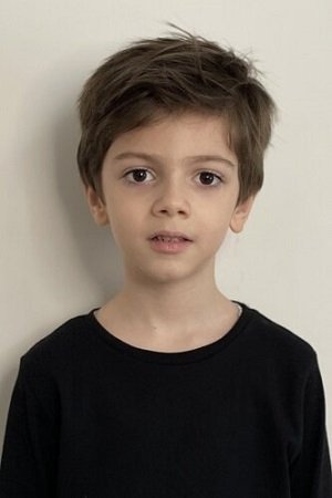 بازیگر Ömer Toprak Yılmaz  