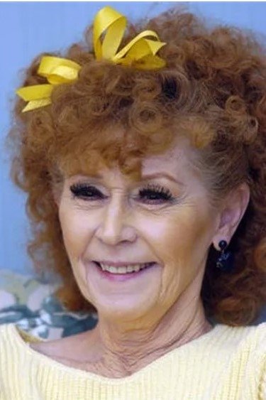بازیگر Lynn Fields  