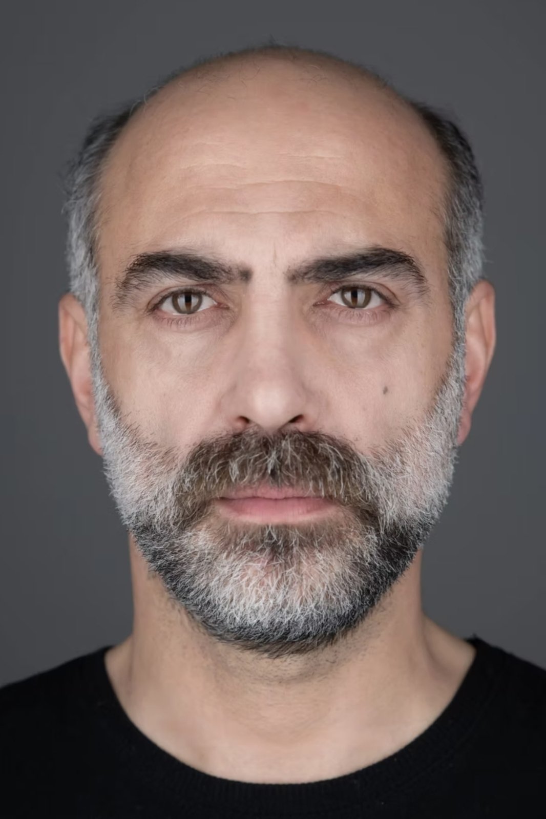 بازیگر Erol Babaoğlu  